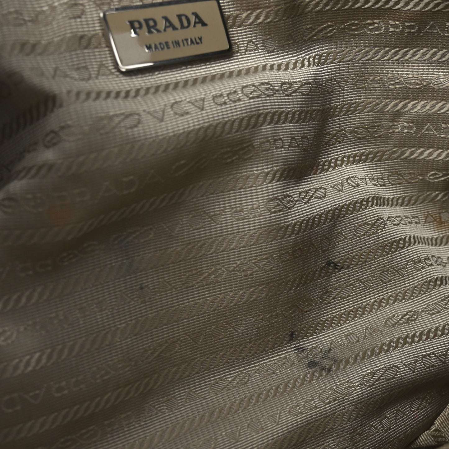 Vitello Daino Shoulder Bag Pervinca