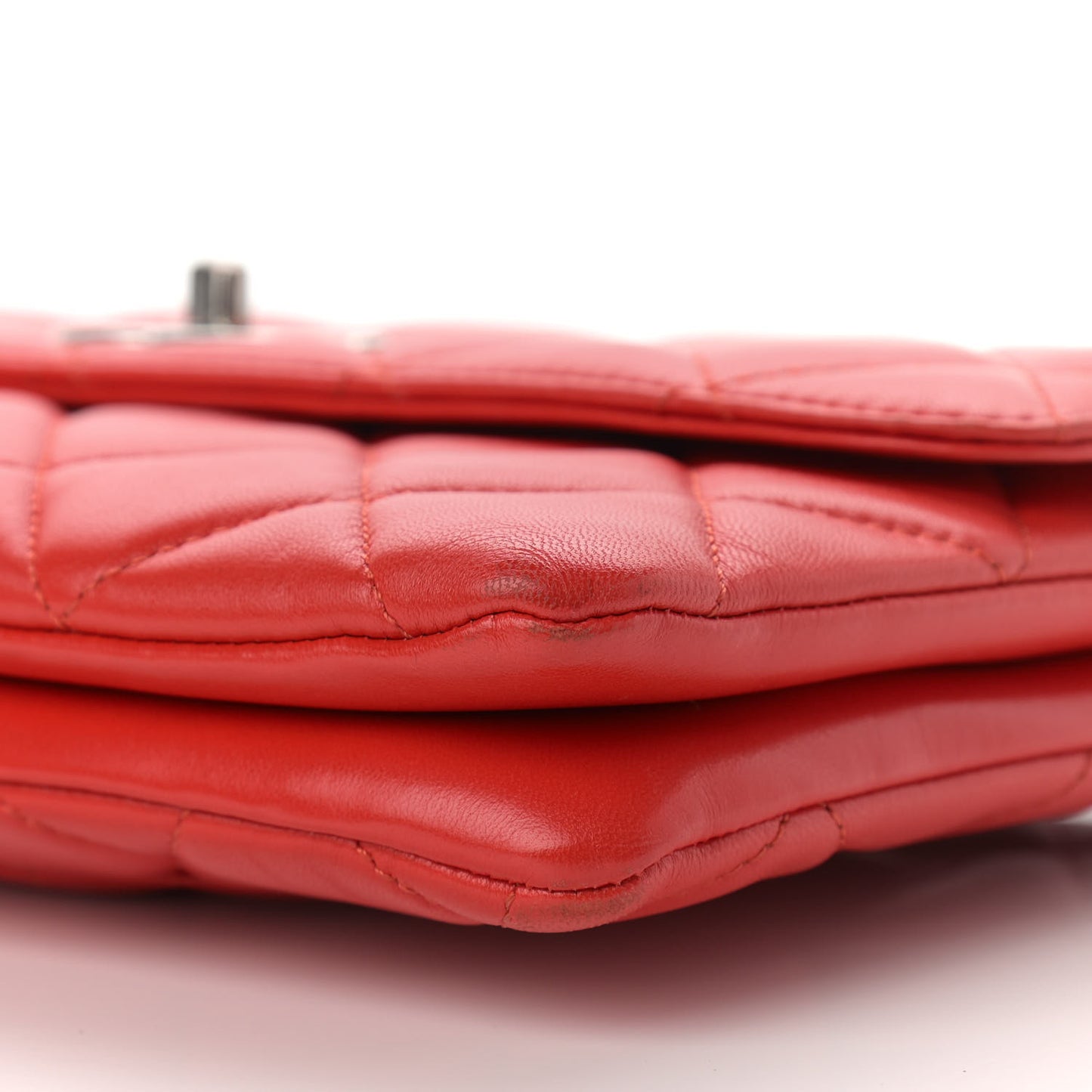 Lambskin Quilted Medium Trendy CC Flap Red