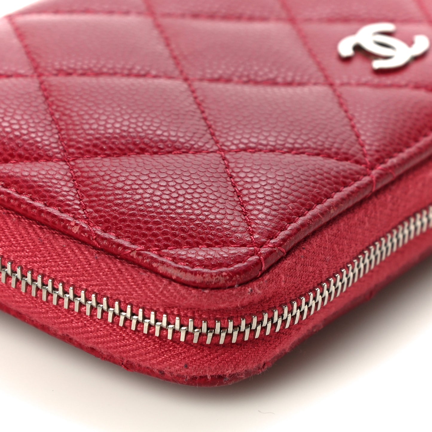 Caviar Quilted Medium Zip Around Wallet Red