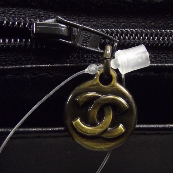 Velvet Quilted Bekko Chain Jumbo Flap Black