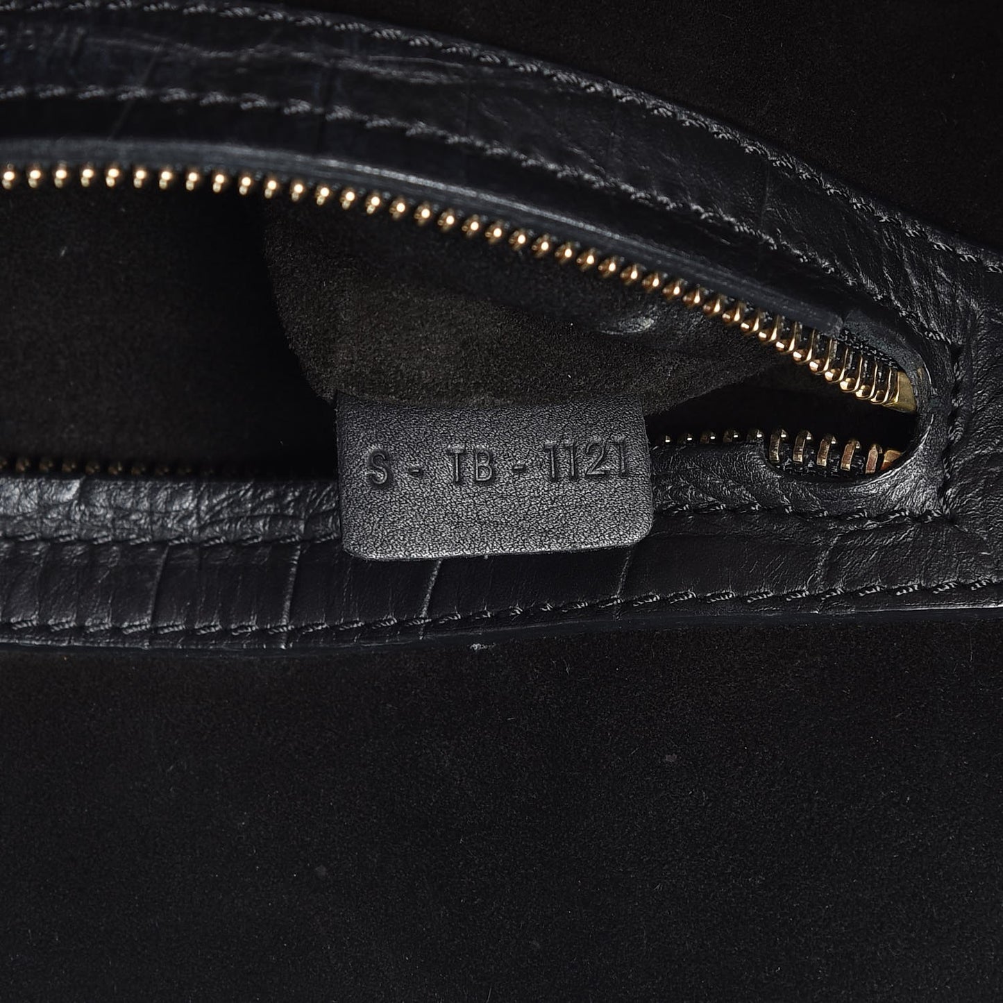 Crocodile Embossed Calfskin Large Phantom Luggage Black