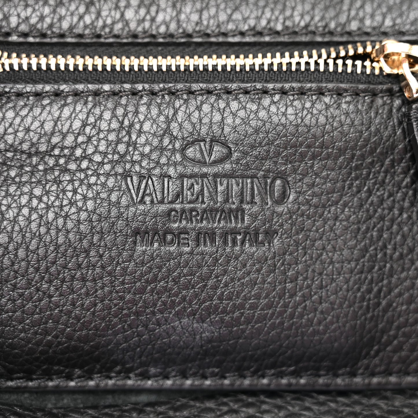 Pebbled Calfskin Mini Rockstud Tote Black