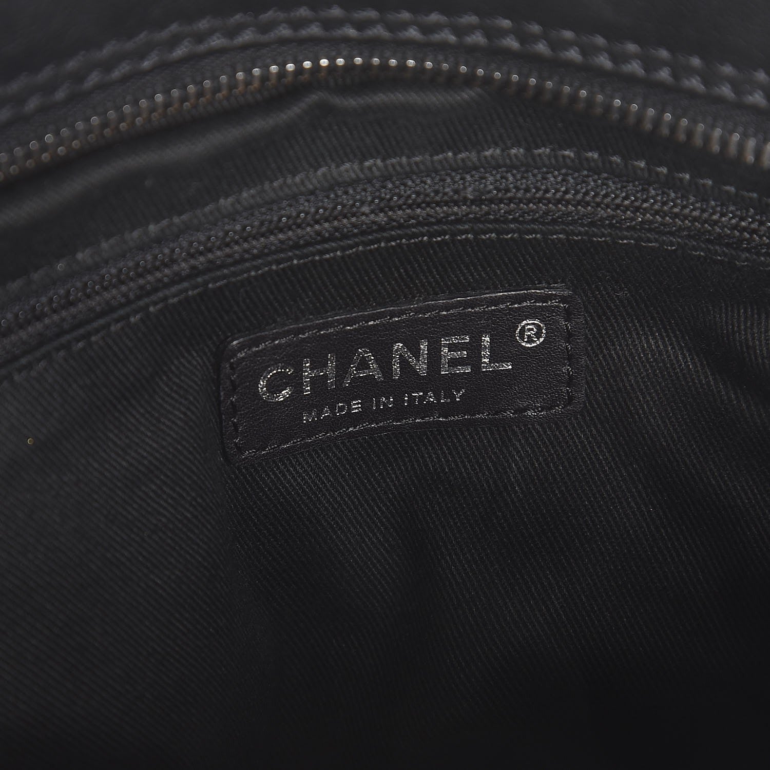 Chanel Calfskin Small Diamond Stitch Tote Black 6 of 7