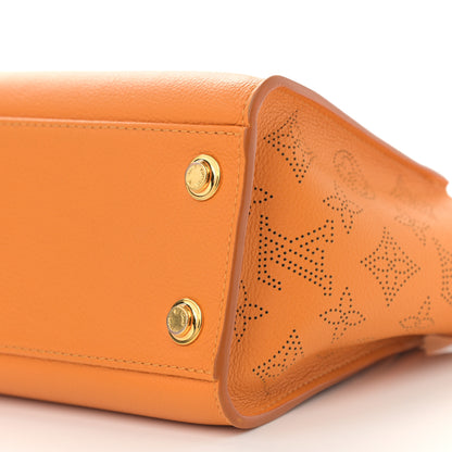 Louis Vuitton Mahina On My Side PM Summer Gold 9 of 9
