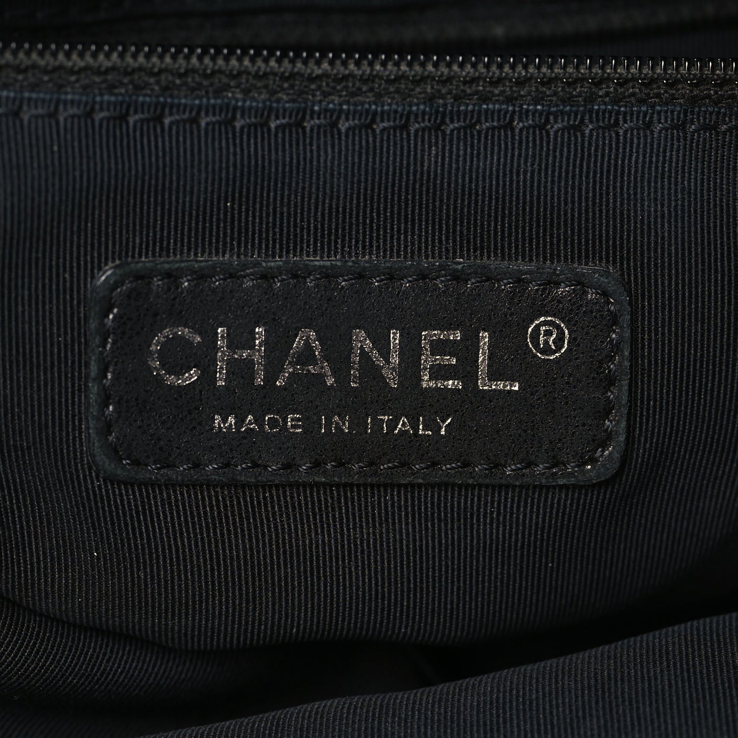 Metallic Calfskin Quilted Medium Chain Me Hobo Dark Silver