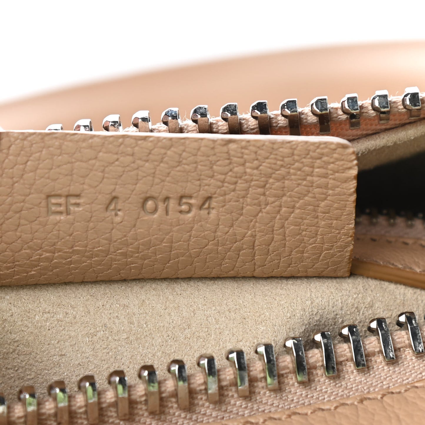 Sugar Goatskin Medium Chain Animation Lucrezia Beige