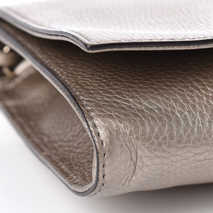 Gucci Metallic Pebbled Calfskin Medium Soho Clutch Golden Beige 5 of 17