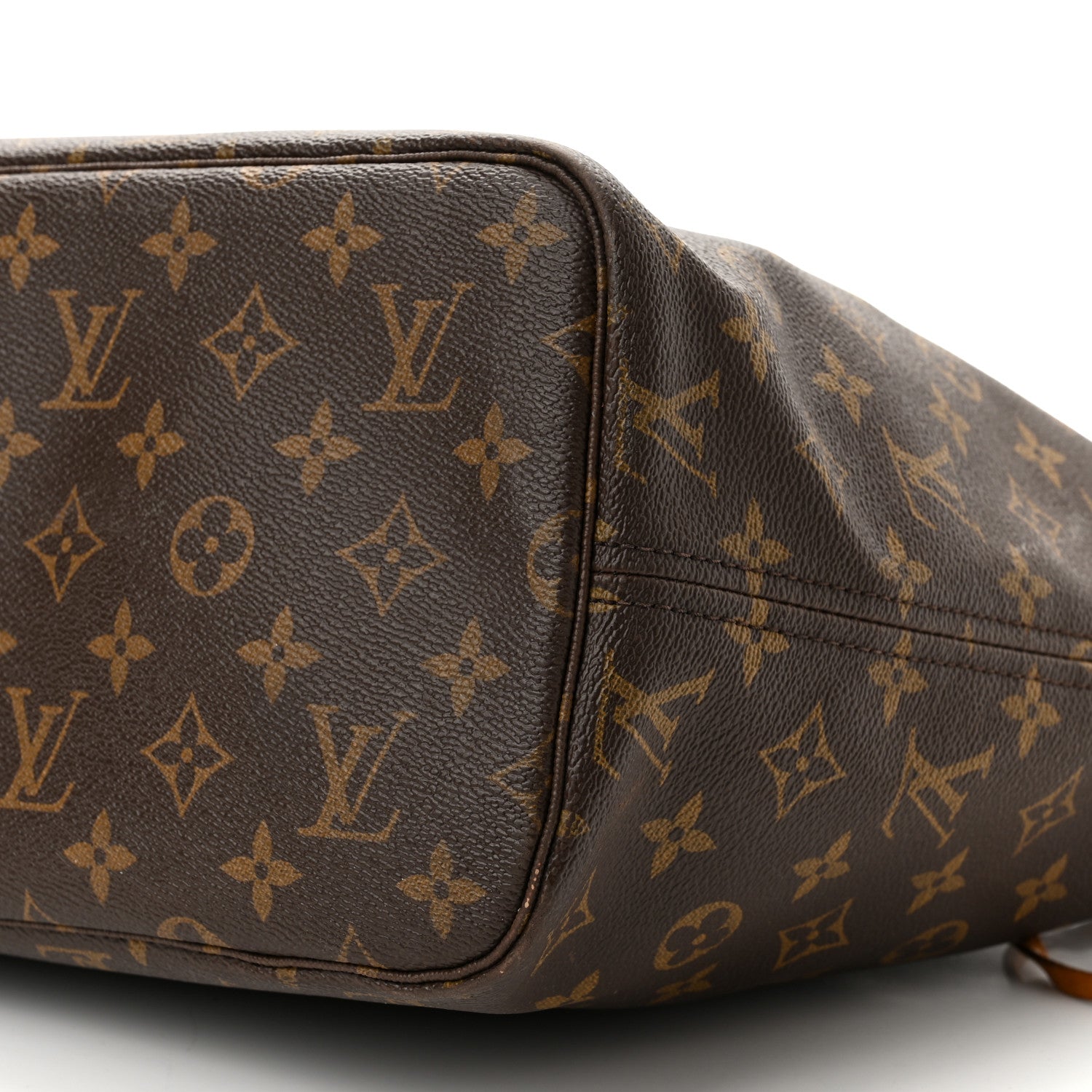 Louis Vuitton Monogram Neverfull MM 9 of 10