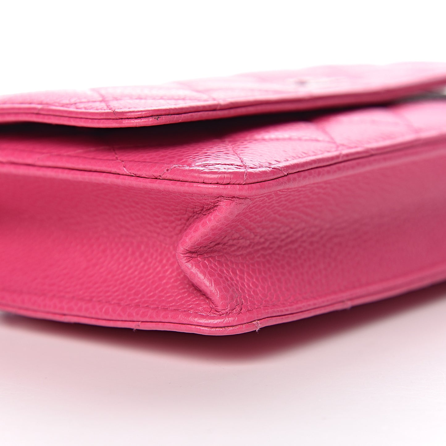 Caviar Quilted Wallet on Chain WOC Pink