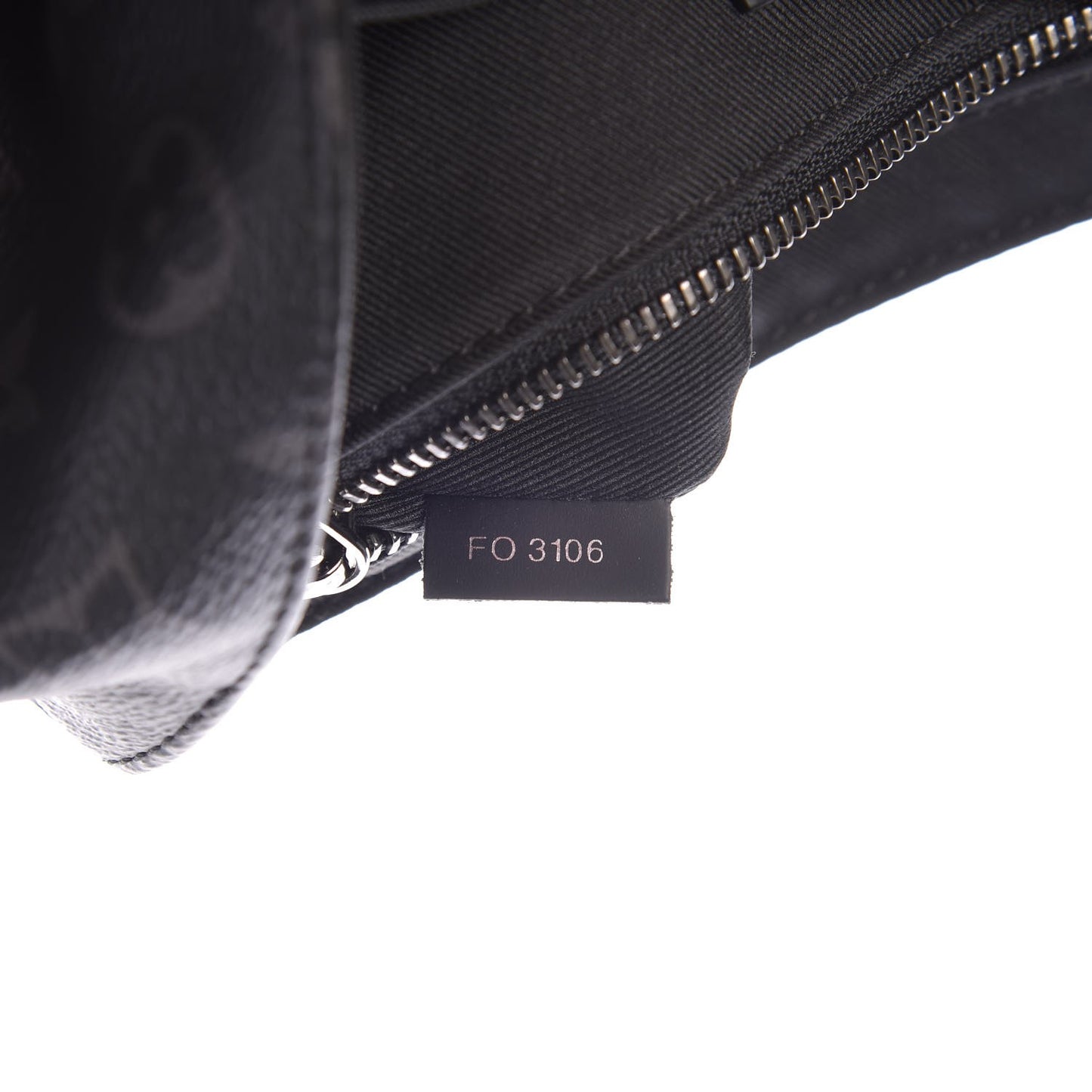 Monogram Eclipse Voyager PM Messenger