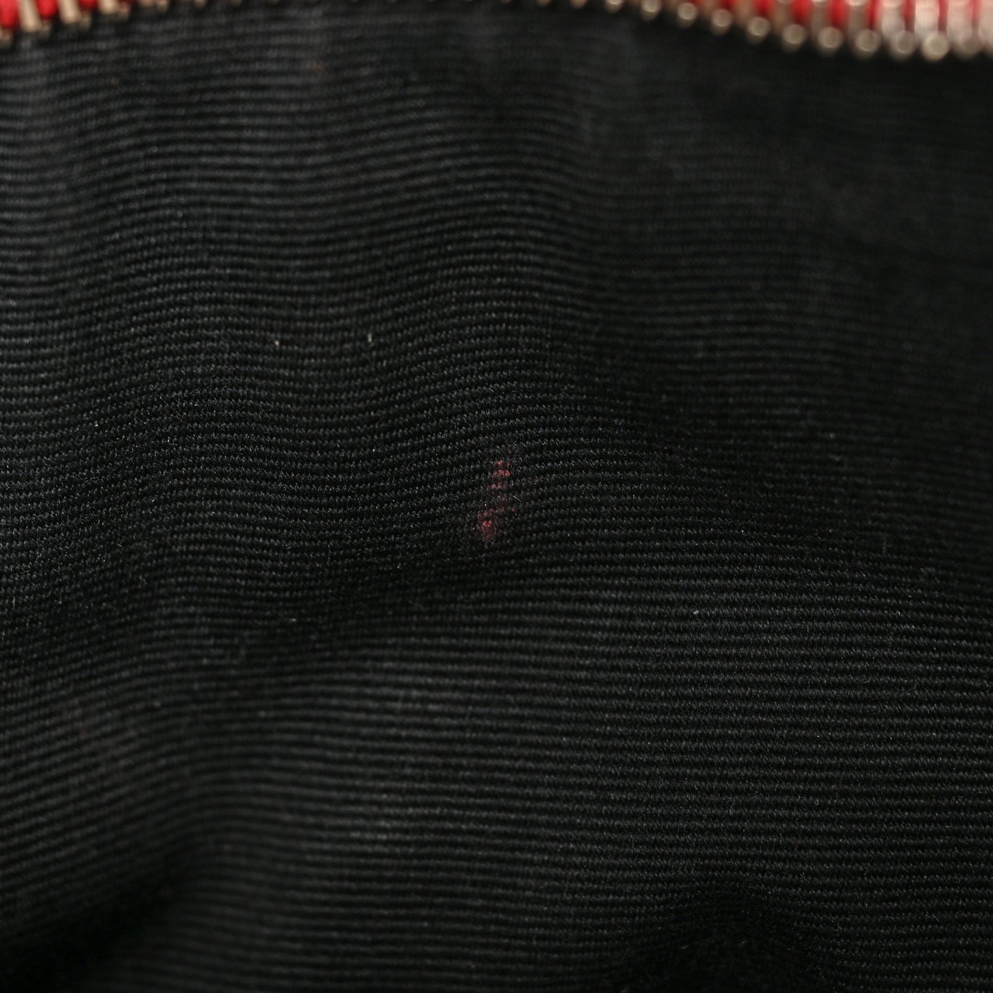 Grain De Poudre Chevron Monogram Bill Pouch Rouge Eros
