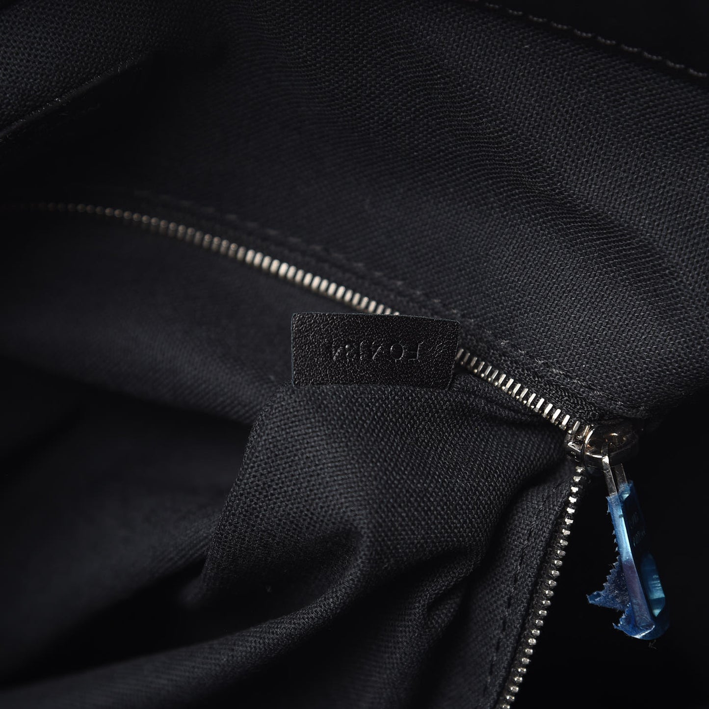 Calfskin Canvas V Hobo PM Bleuet Black