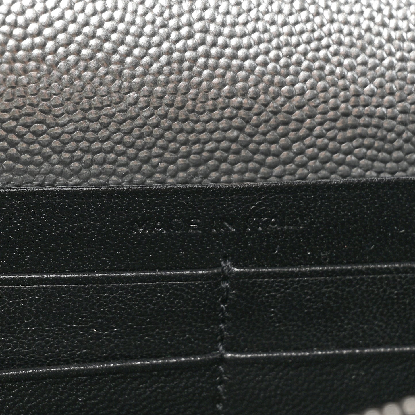 Metallic Grain De Poudre Clasic Monogram Kate Tassel Chain Wallet Argento