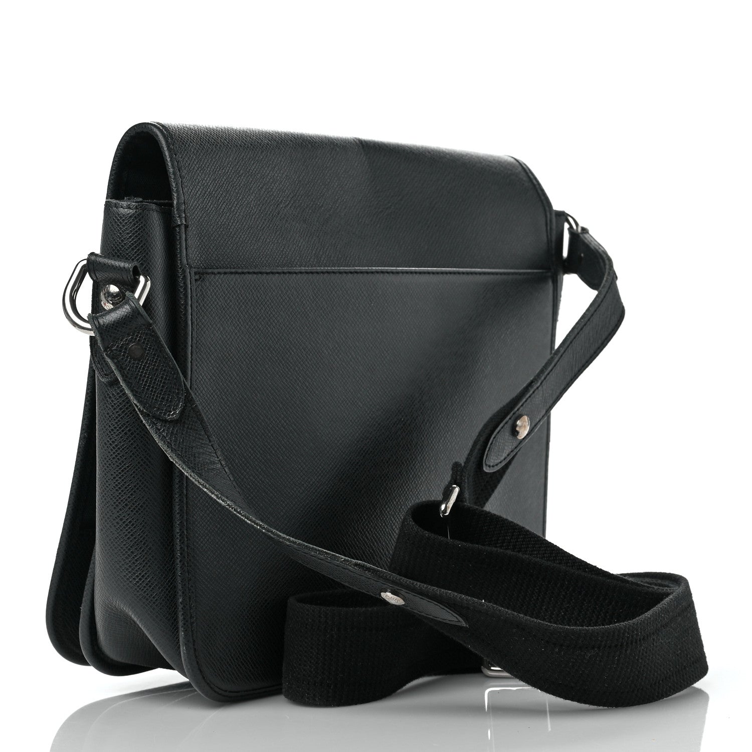 Louis Vuitton Taiga Andrei Ardoise 2 of 7