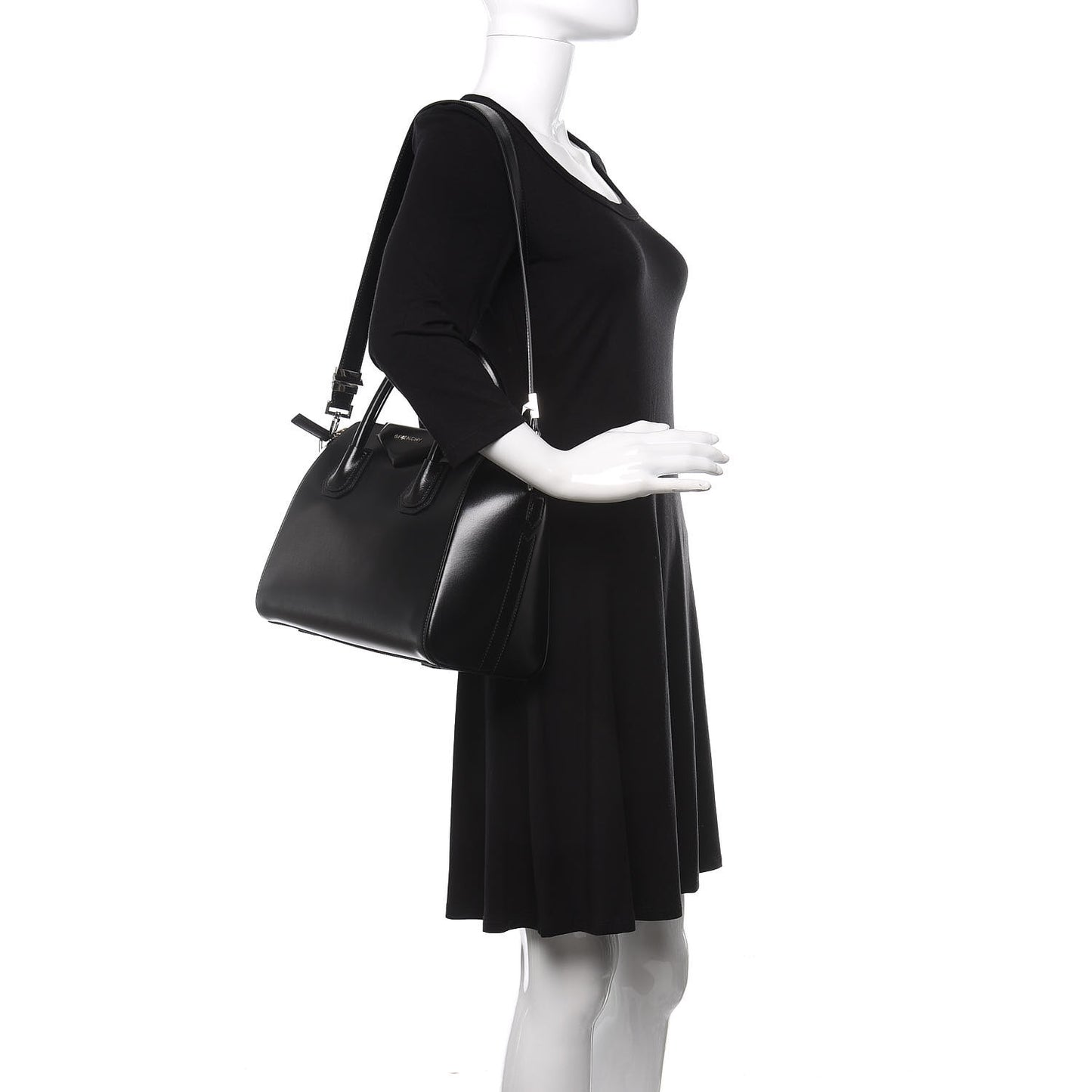 Shiny Lord Calfskin Small Antigona Black