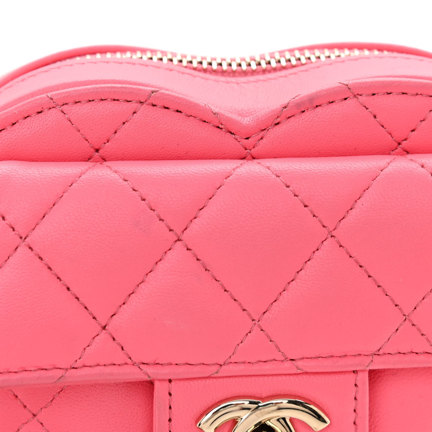 Lambskin Quilted CC In Love Heart Clutch With Chain Pink