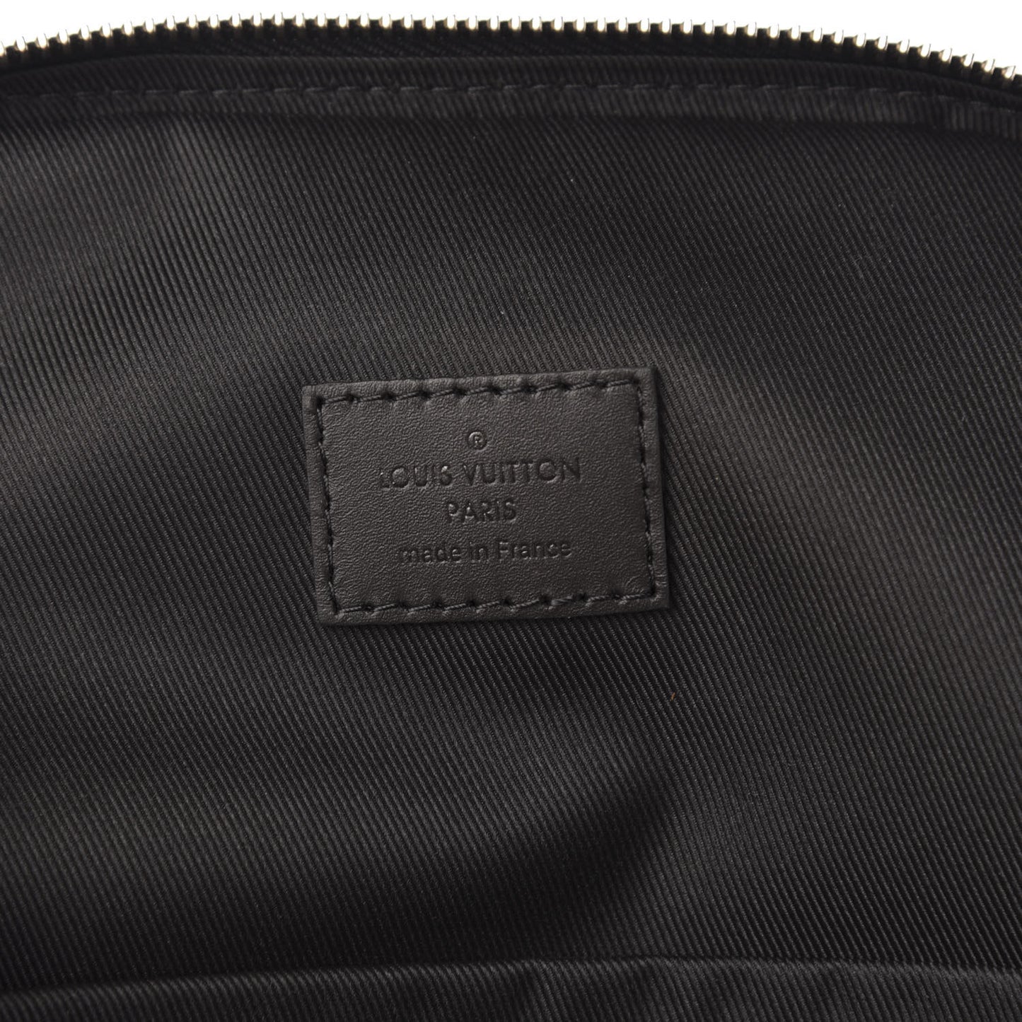 Damier Infini Avenue Sling Bag Onyx Silver