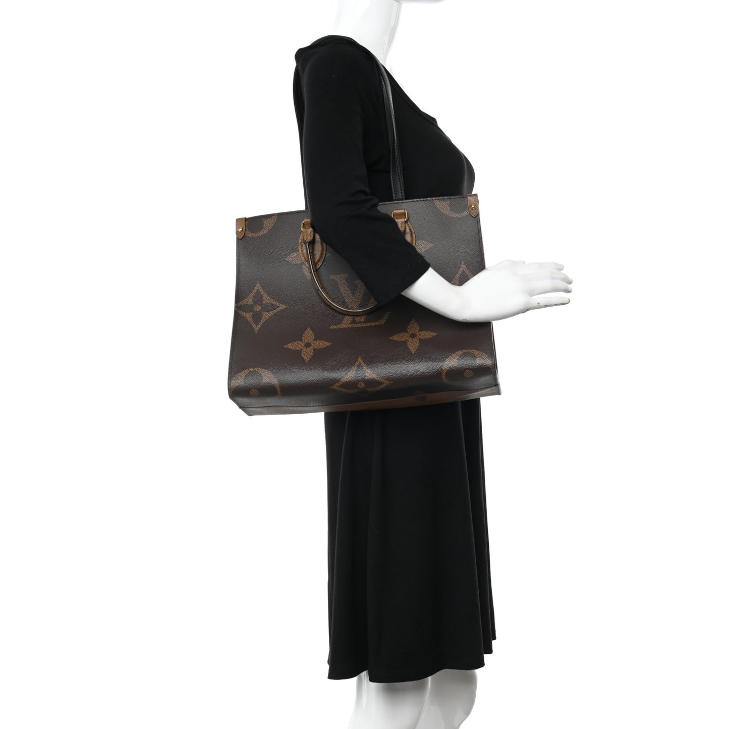 Reverse Monogram Giant Onthego MM