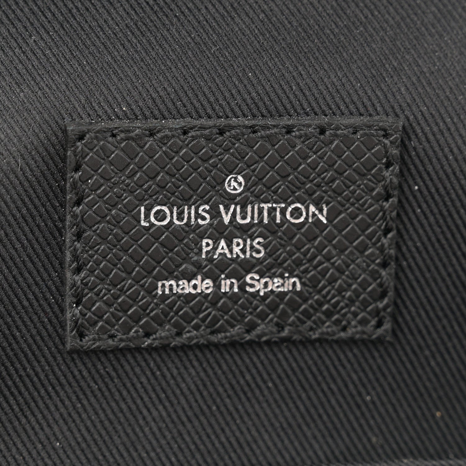 Louis Vuitton Taigarama Outdoor Slingbag Black 6 of 9