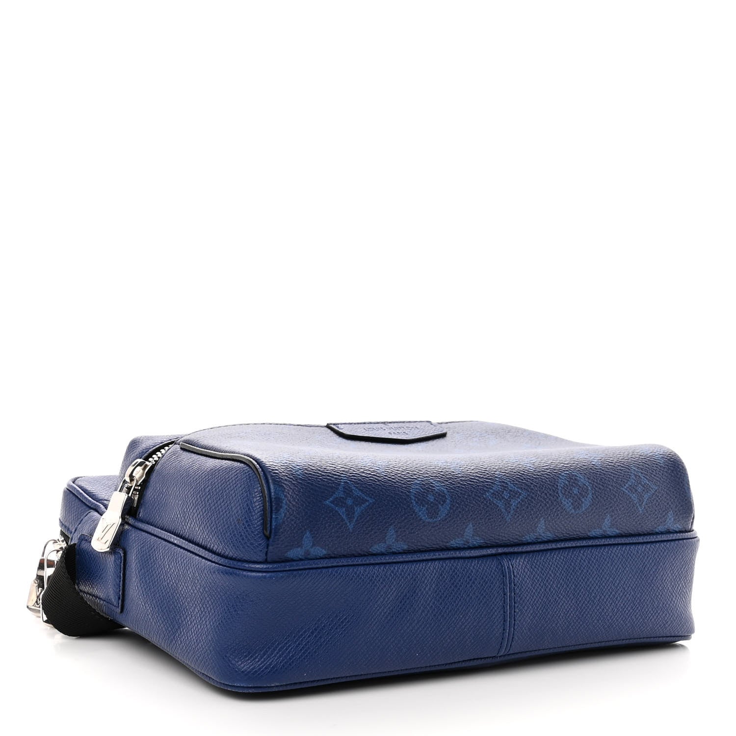 Louis Vuitton Taiga Monogram Outdoor Messenger Cobalt 4 of 10