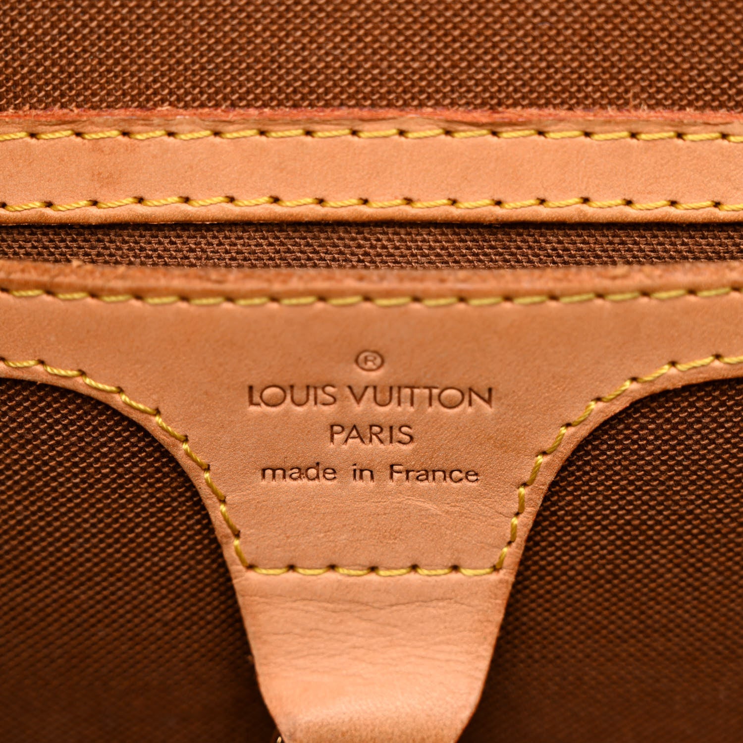 Louis Vuitton Monogram Ellipse MM 6 of 12