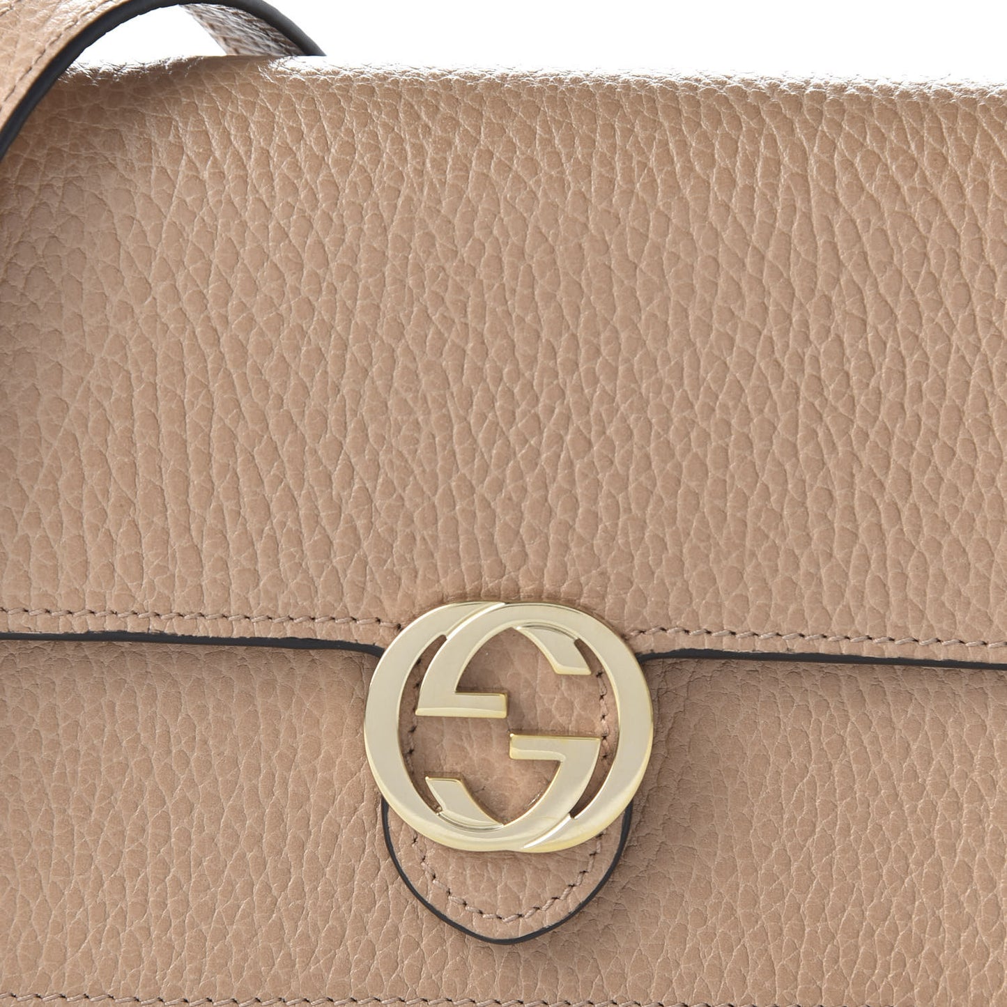 Dollar Calfskin Interlocking G Chain Wallet Camelia