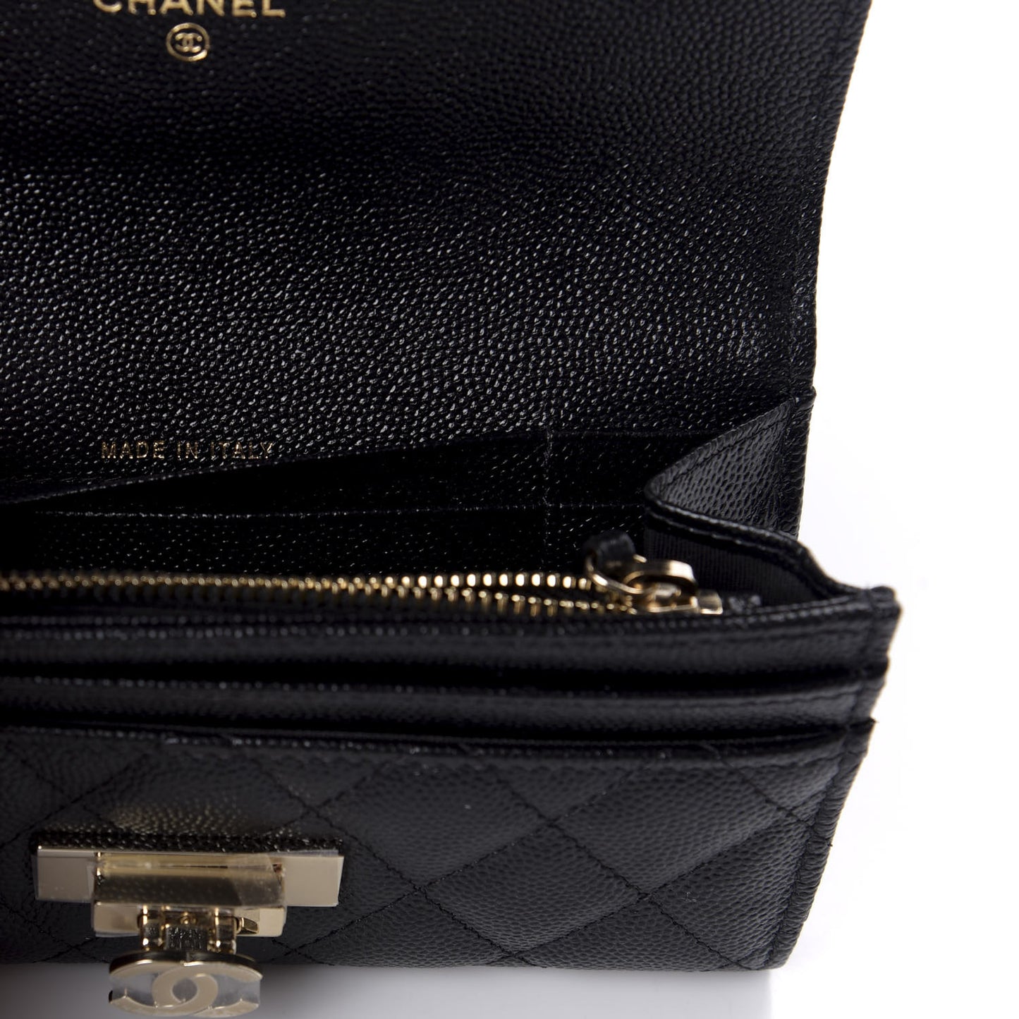 Caviar Quilted Large Golden Class Gusset Flap Wallet Black