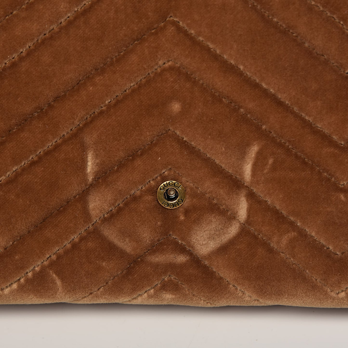 Velvet Matelasse GG Marmont Chain Wallet Taupe