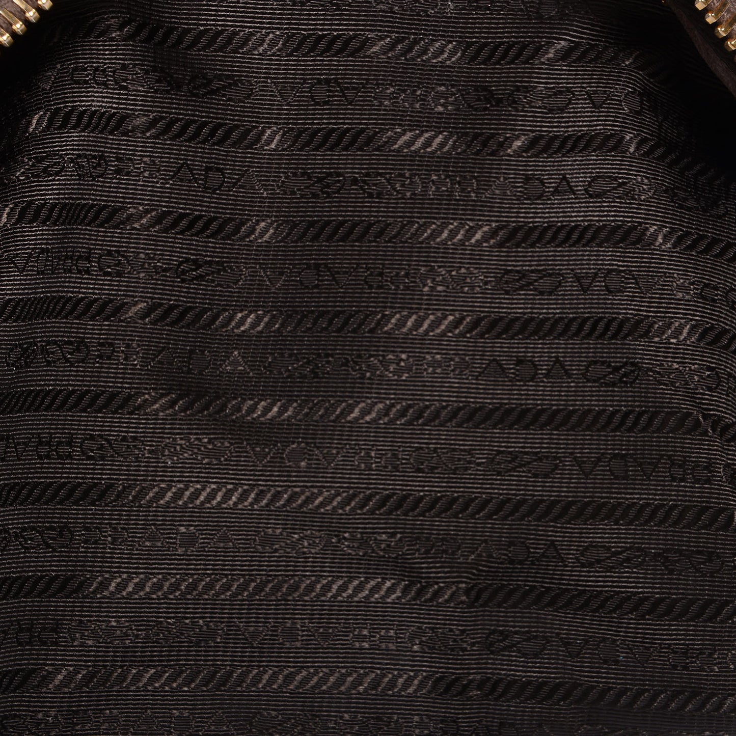 Vitello Shine Pochette Clutch Argilla
