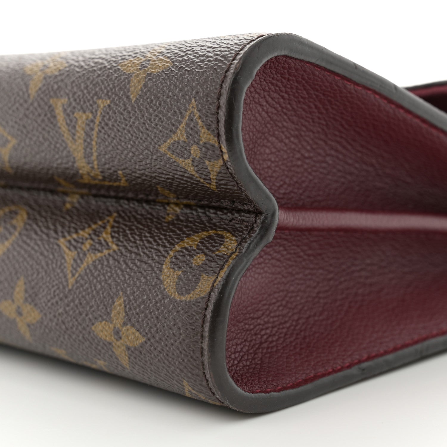 Louis Vuitton Monogram Victoire Raisin 10 of 12