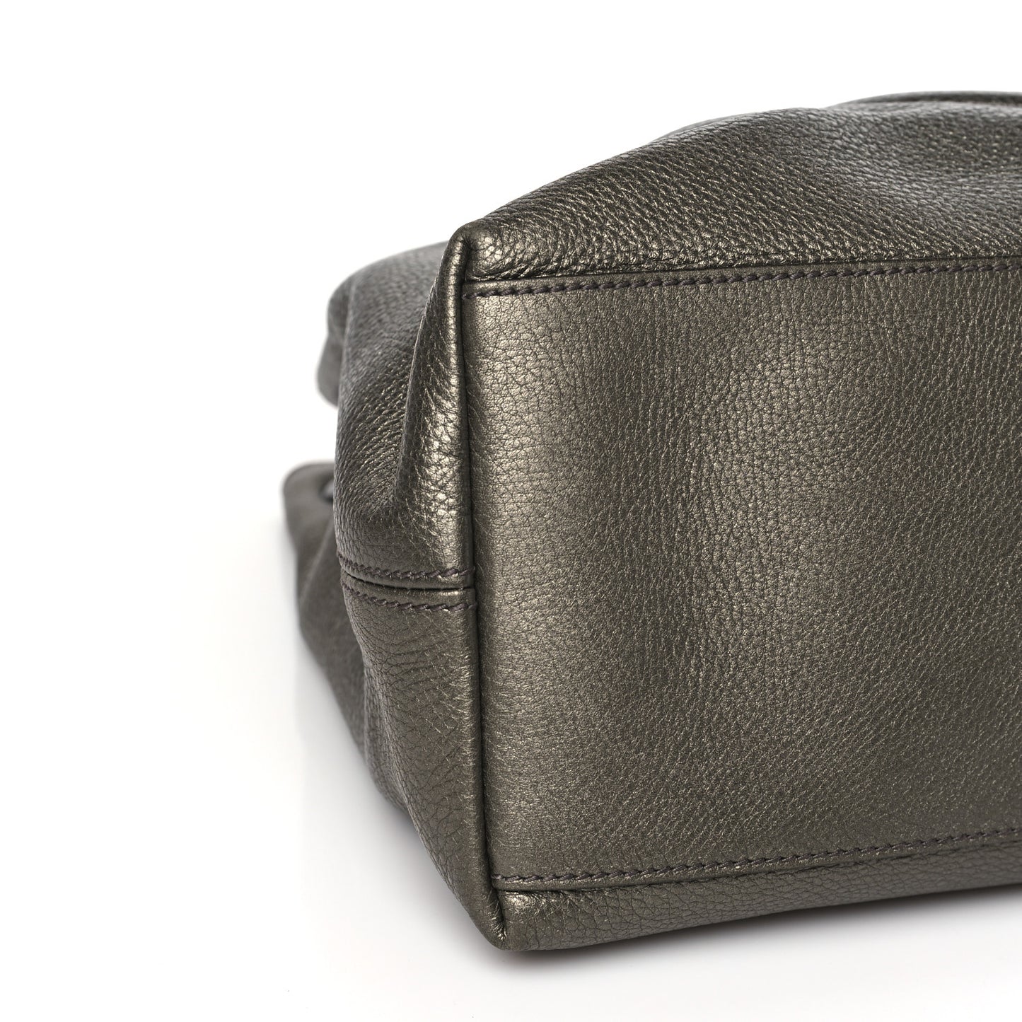 Metallic Pebbled Calfskin Medium Soho Chain Shoulder Bag Sasso