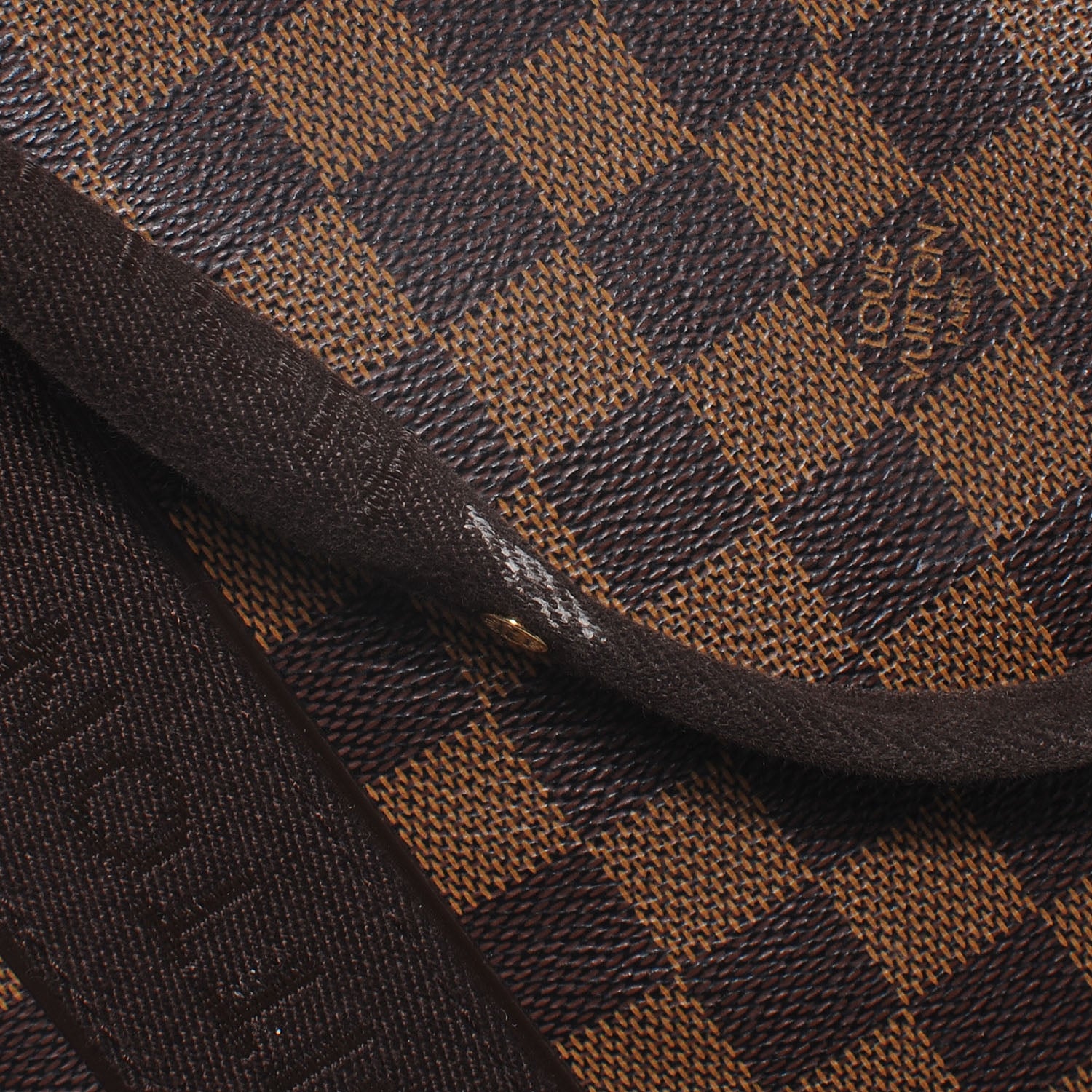 Louis Vuitton Damier Beaubourg Bag 3 of 8