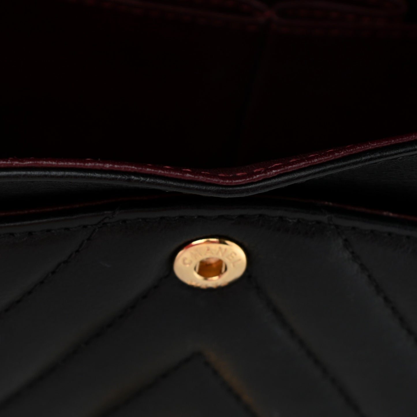 Sheepskin Chevron Quilted 2.55 Reissue 226 Flap Black