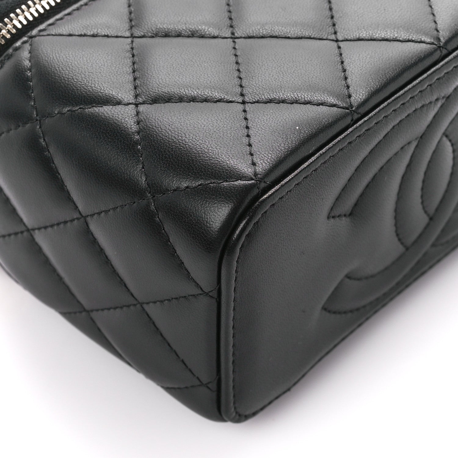 Chanel Lambskin Quilted Pearl Crush Small Vanity Case With Chain Black 9 of 12