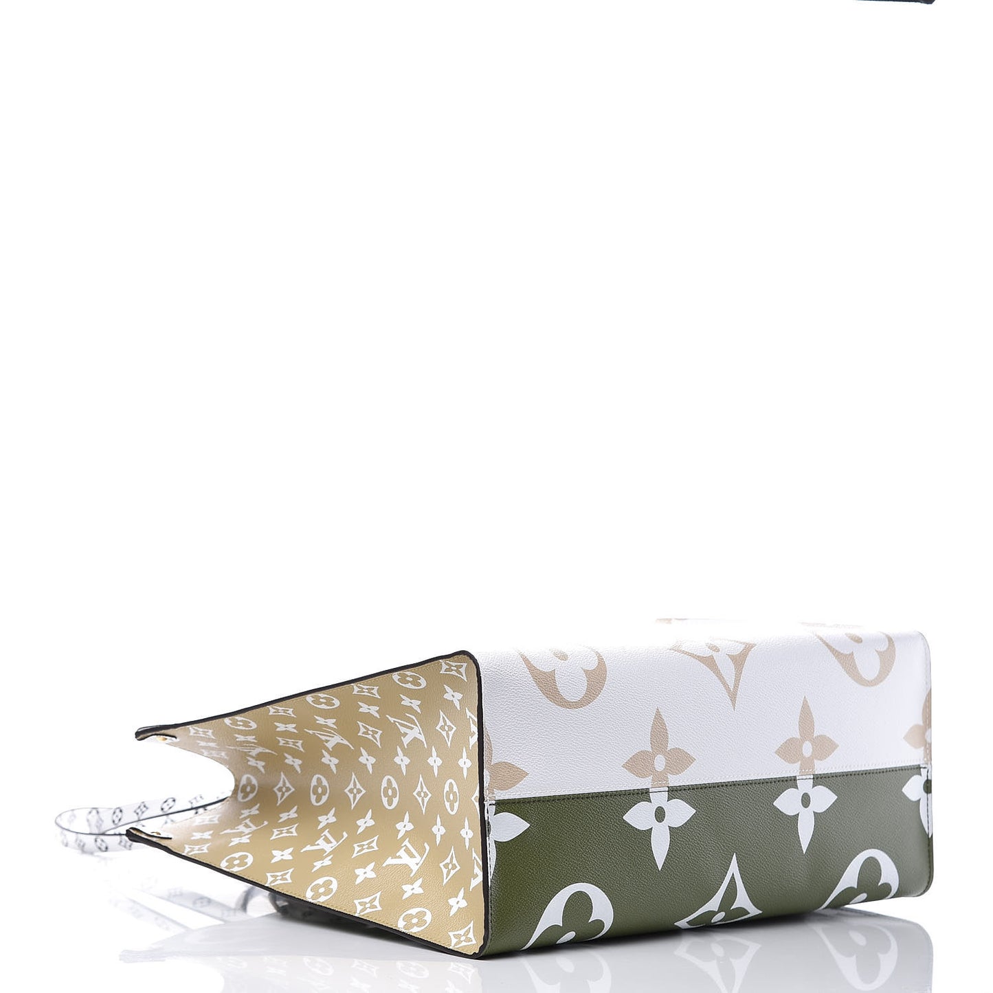 Monogram Giant Onthego GM Kaki Beige