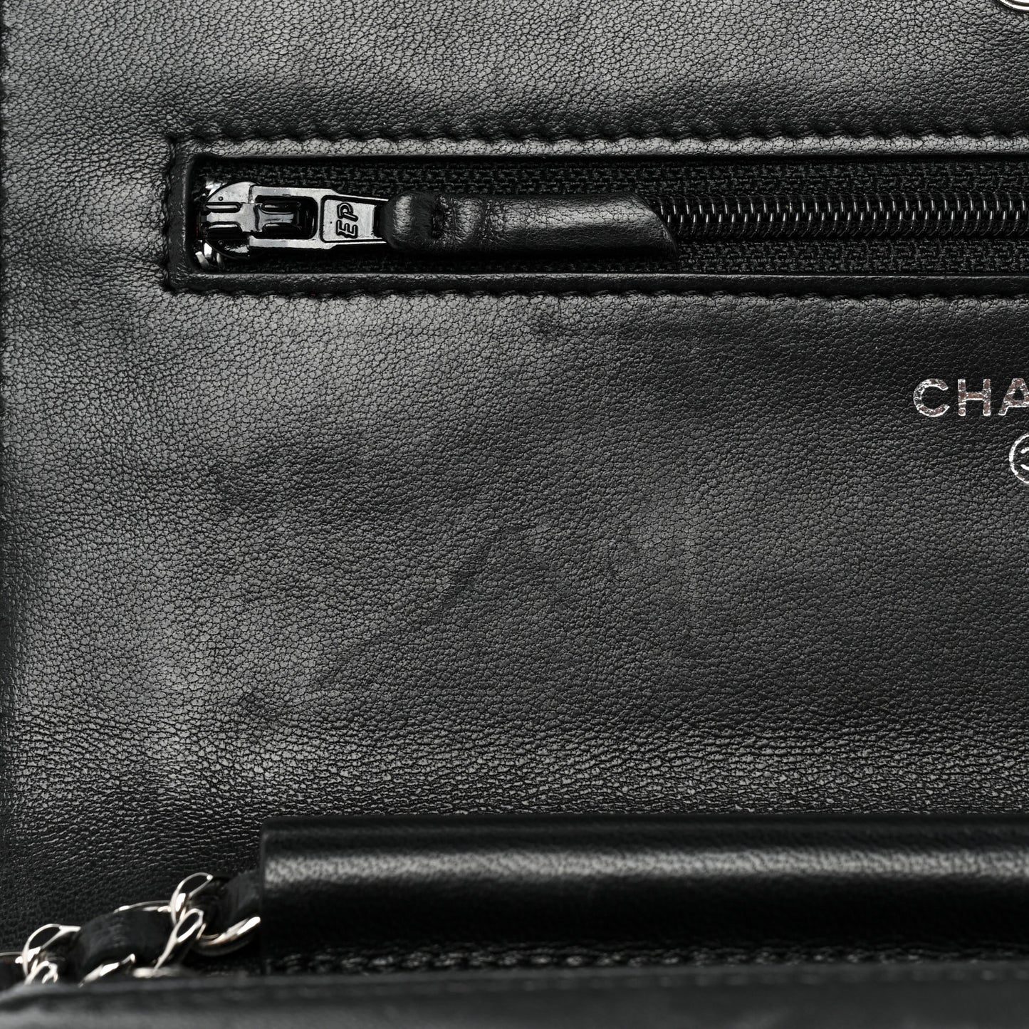 Lambskin Quilted Wallet On Chain WOC Black