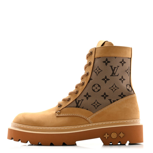 Nubuck Monogram Jacquard Mens Ranger Ankle Boots 10.5 Beige