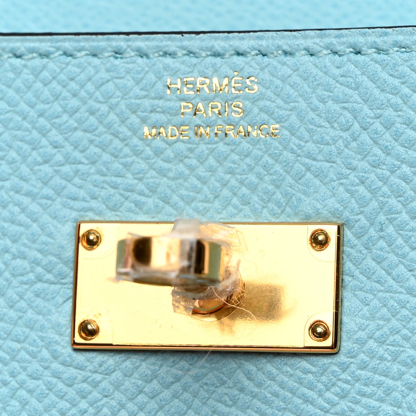Epsom Kelly Longue Wallet Bleu Saint Cyr