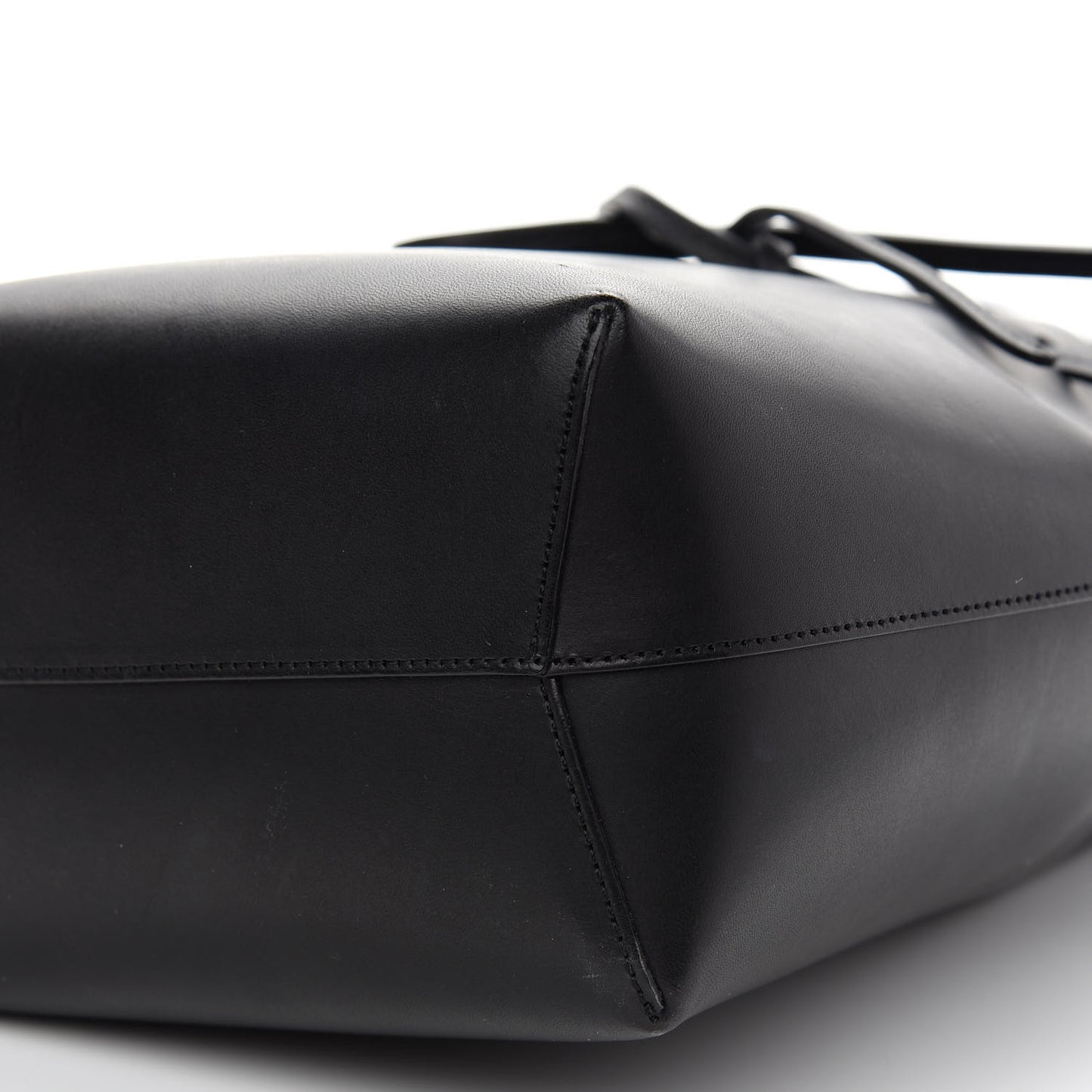 Vegetable Tanned Calfskin Mini Bucket Bag Black Flamma