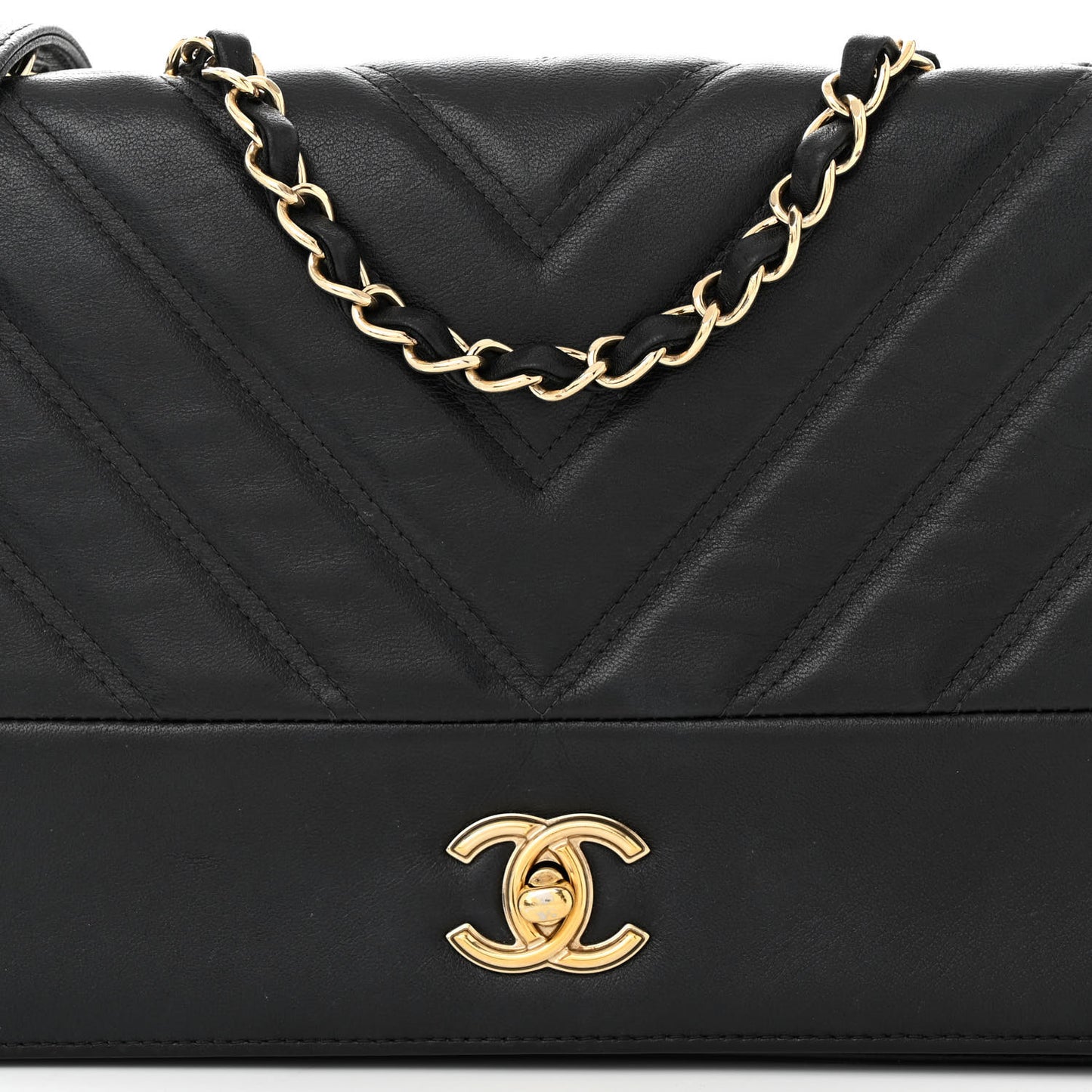 Calfskin Chevron Quilted Flap Black
