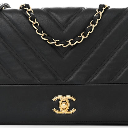Chanel Calfskin Chevron Quilted Flap Black 8 of 10