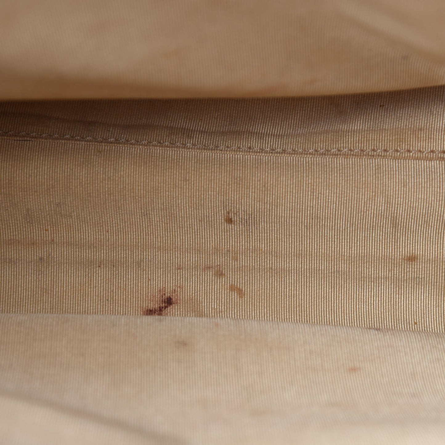 Caviar Logo Shoulder Bag Beige