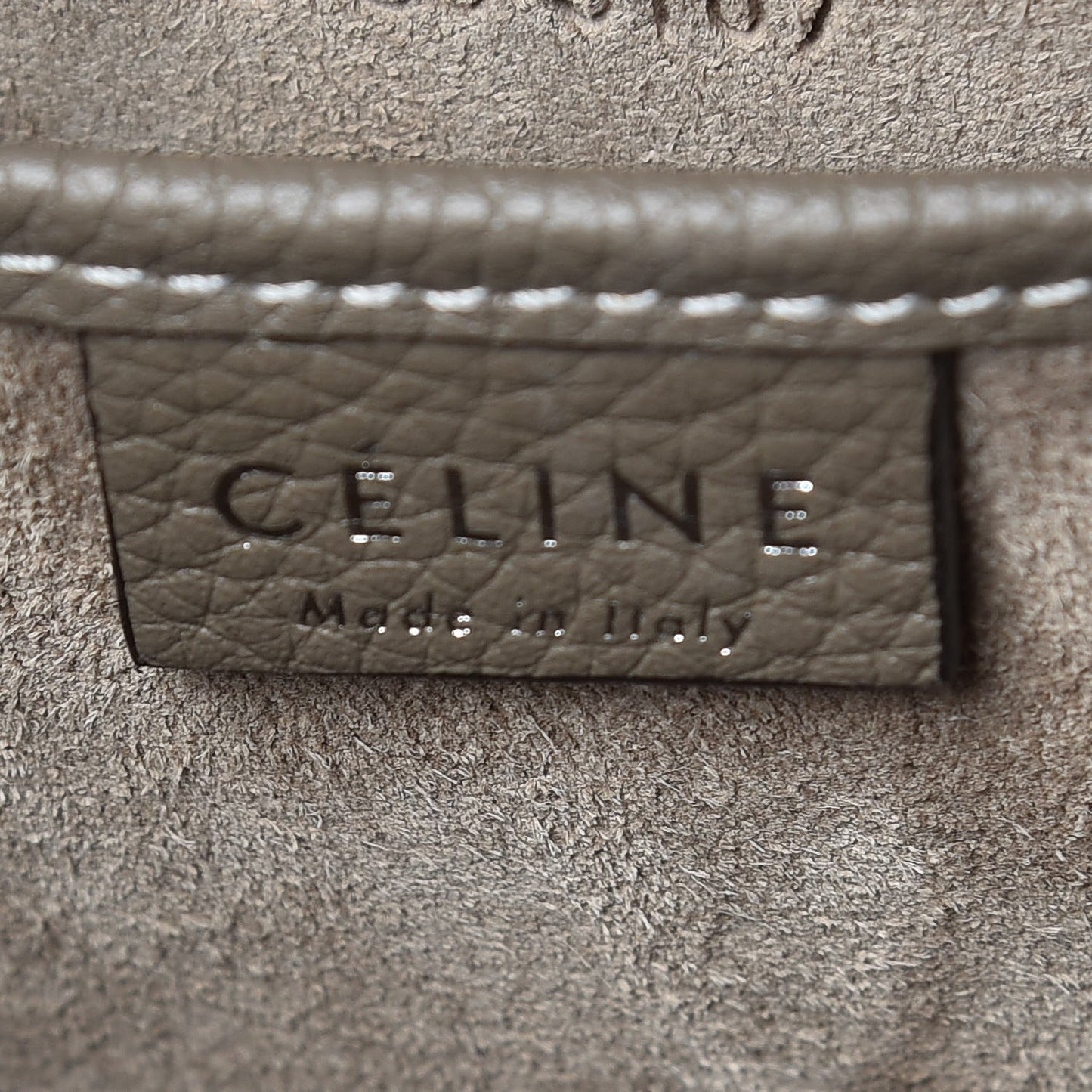 Drummed Calfskin Nano Luggage Souris