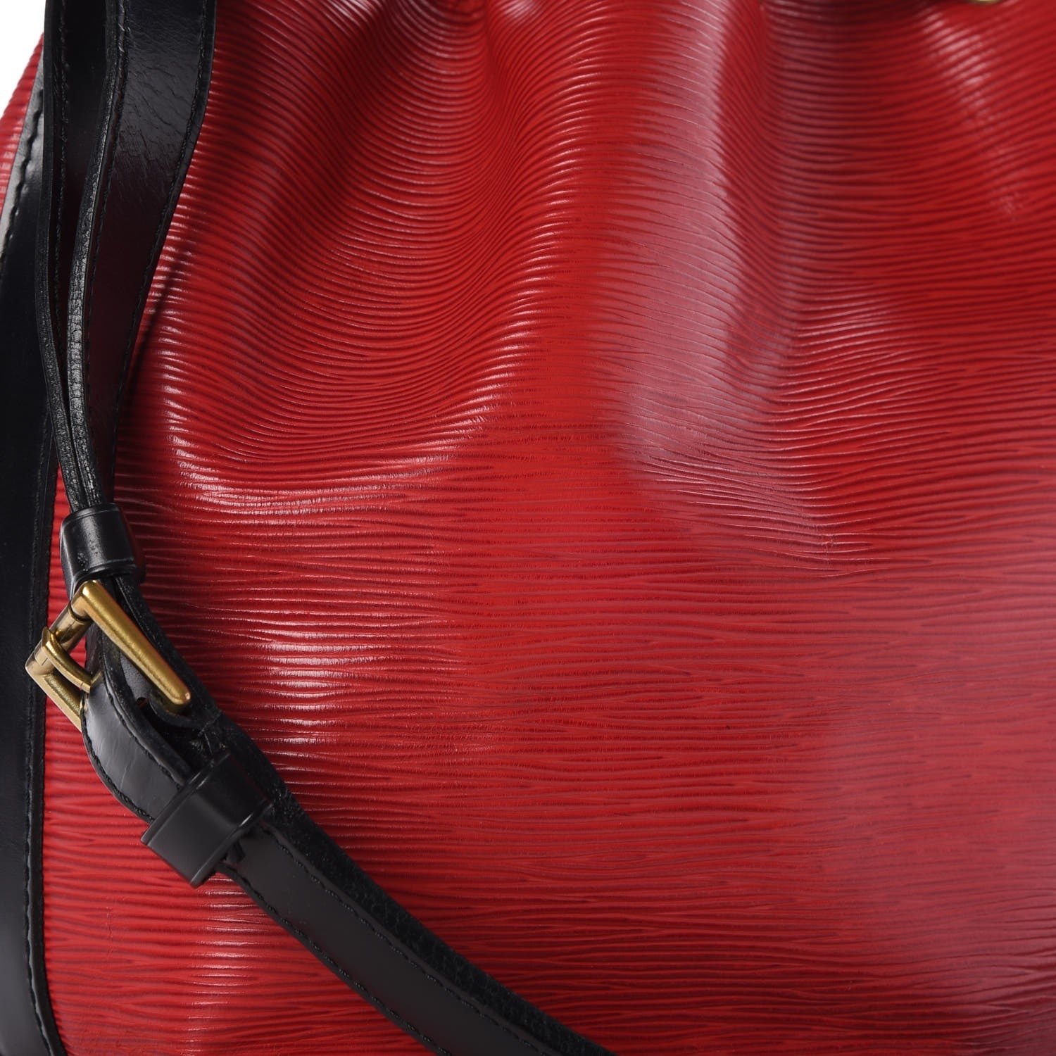 Louis Vuitton Epi Petit Bi-Color Noe Castillan Red Black 9 of 11