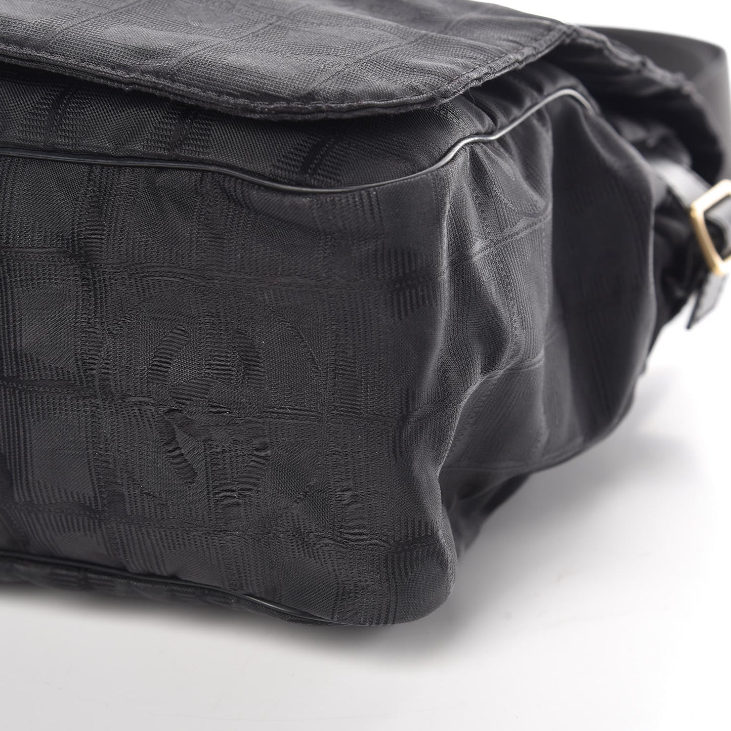 Nylon Travel Messenger Bag Black