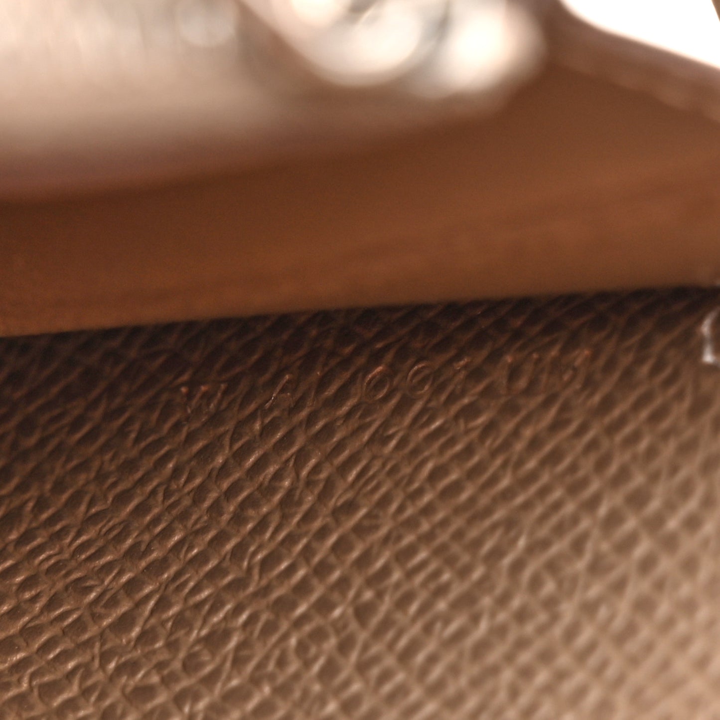 Epsom Kelly Wallet To Go Etoupe