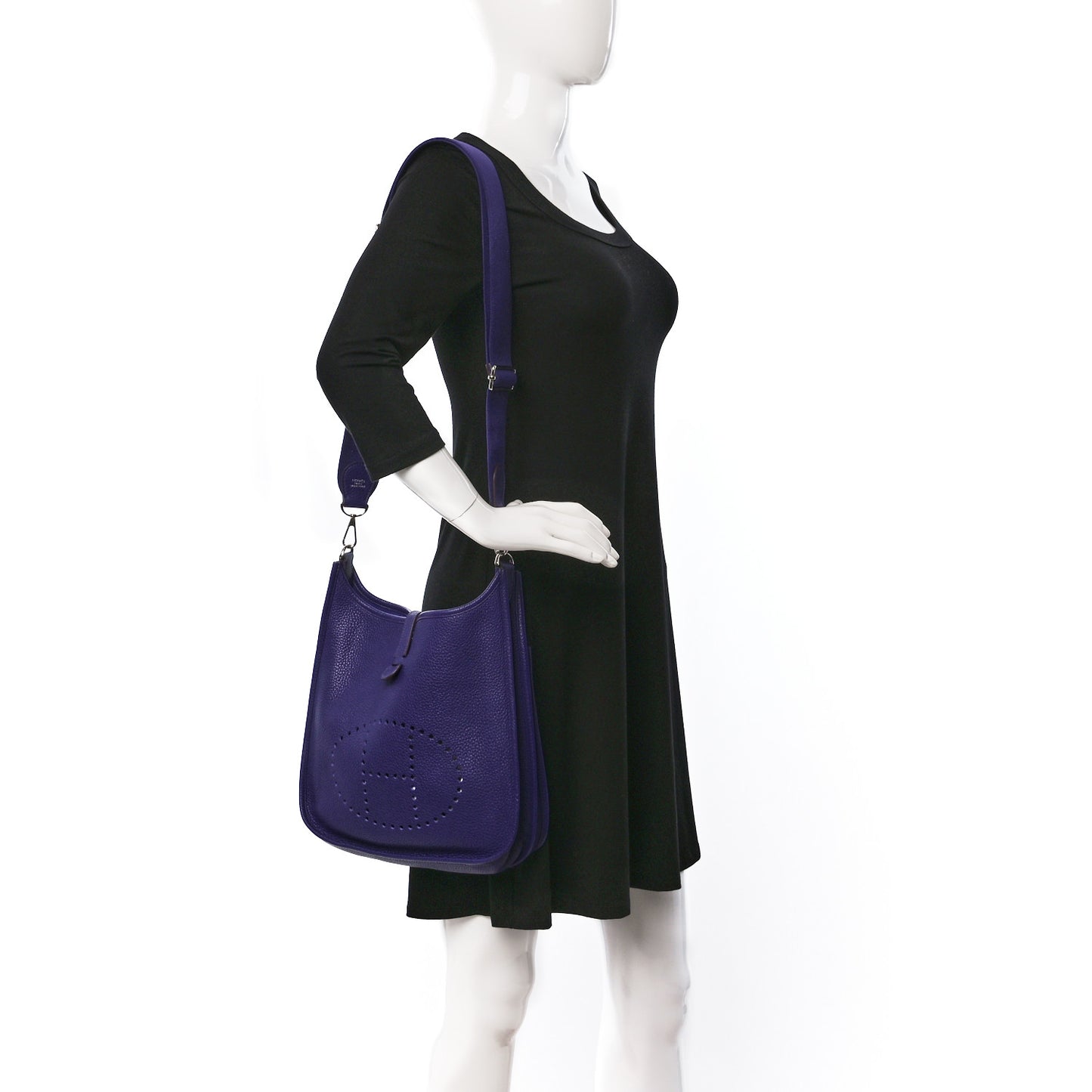 Taurillon Clemence Evelyne III PM Iris