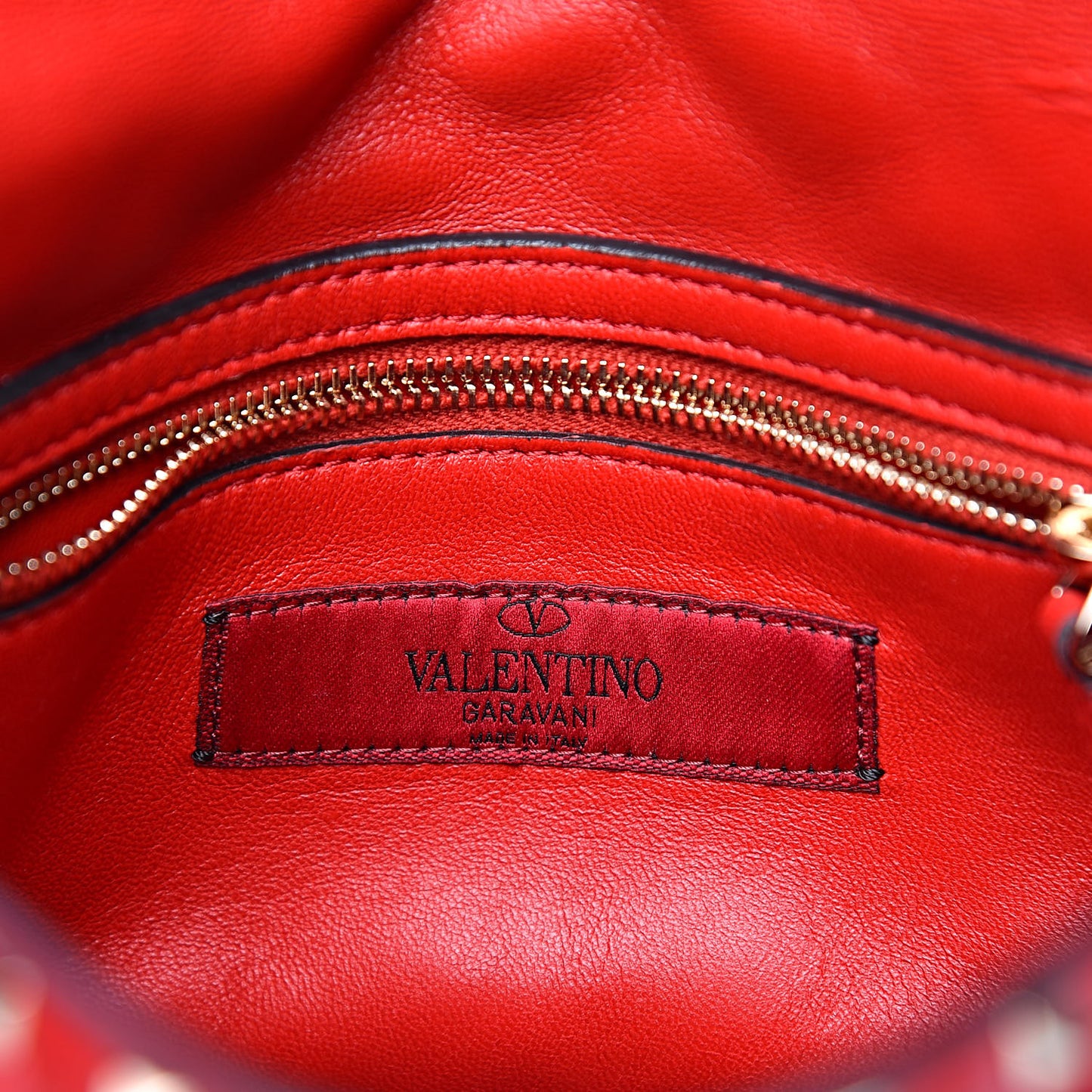 Nappa Medium Rockstud Spike Shoulder Bag Rosso Valentino