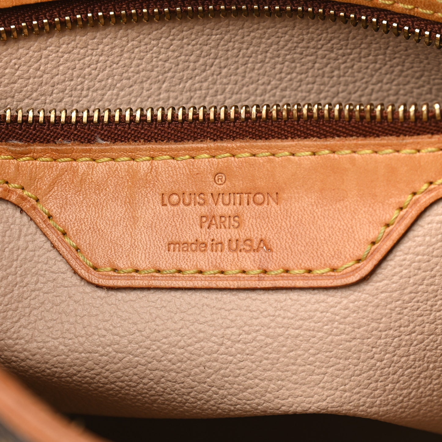 Monogram Petit Bucket 23