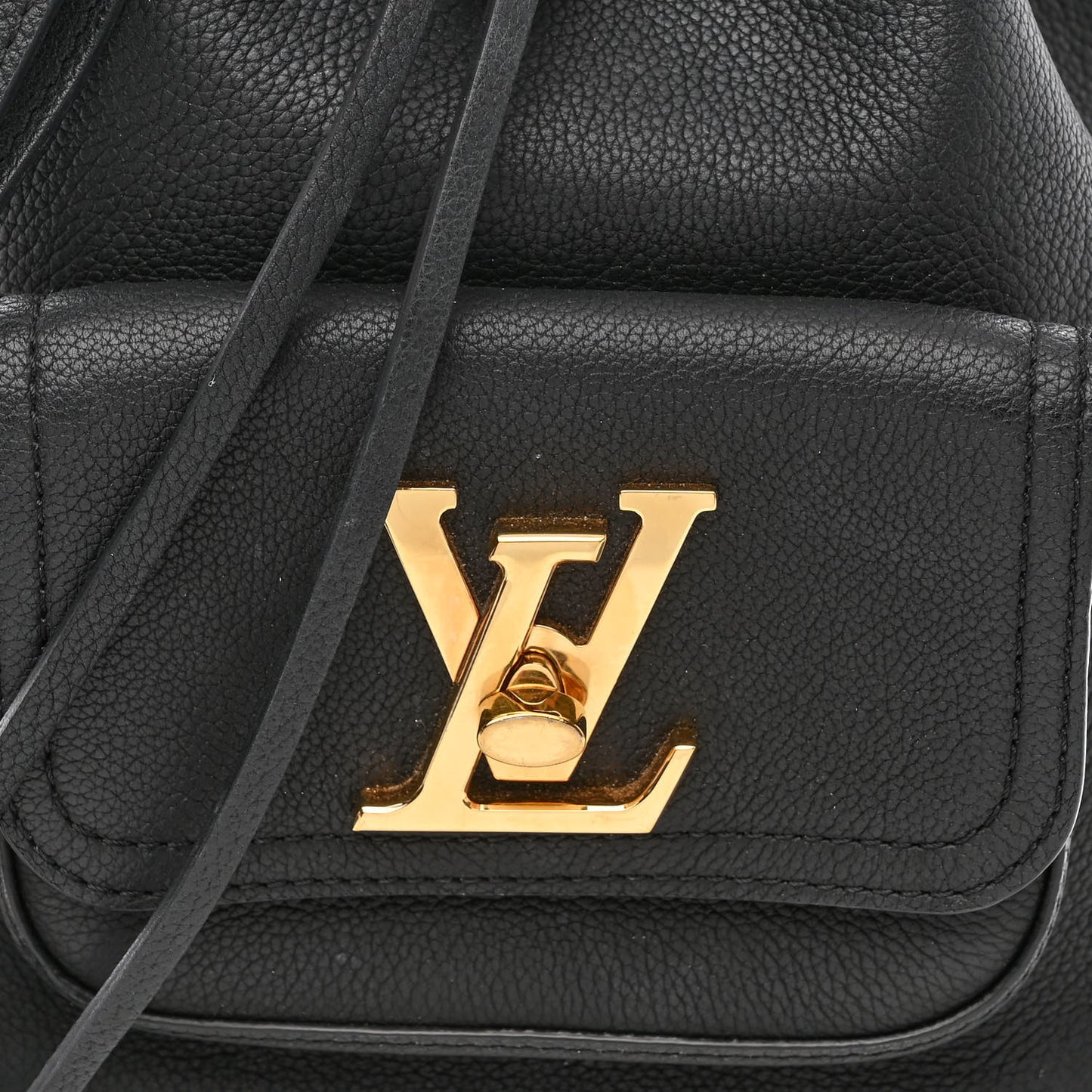 Calfskin Lockme Bucket MM Black